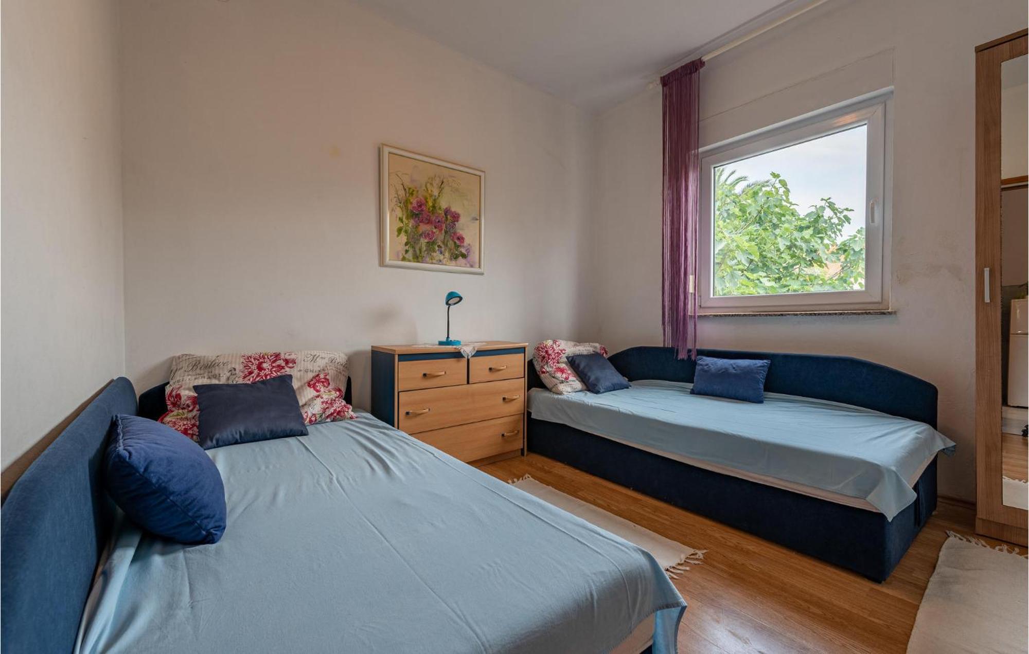 Cozy Apartment In Vir With Kitchen Eksteriør bilde